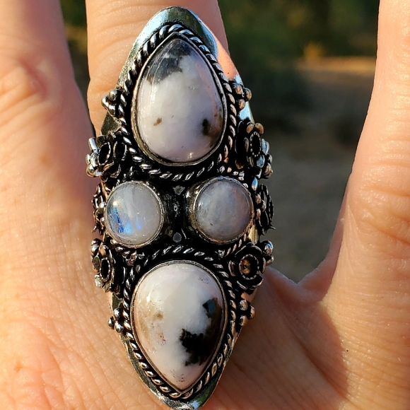 New Zebra Jasper and Rainbow Moonstone 925 Silver Statement Ring. - Picture 14 of 16